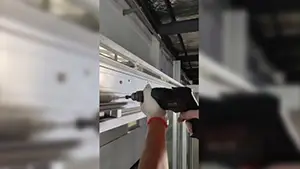 Opérateur de porte coulissante automatique