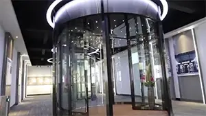 Porte tournante automatique à 2 vantaux