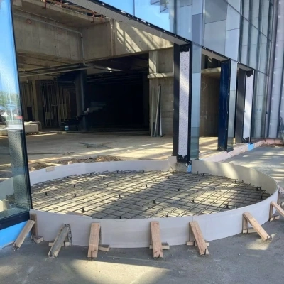 Porte tournante automatique sur mesure pour BelExpo