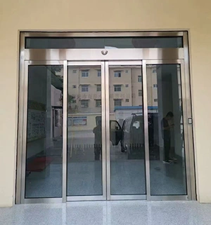 Opérateur pour porte coulissante automatique à usage intensif